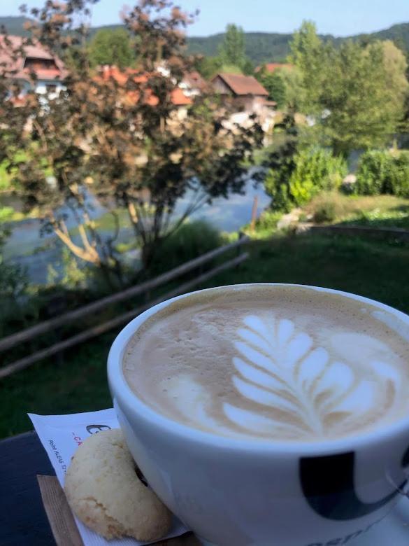 Krka River Lodge Znojile pri Krki Eksteriør billede